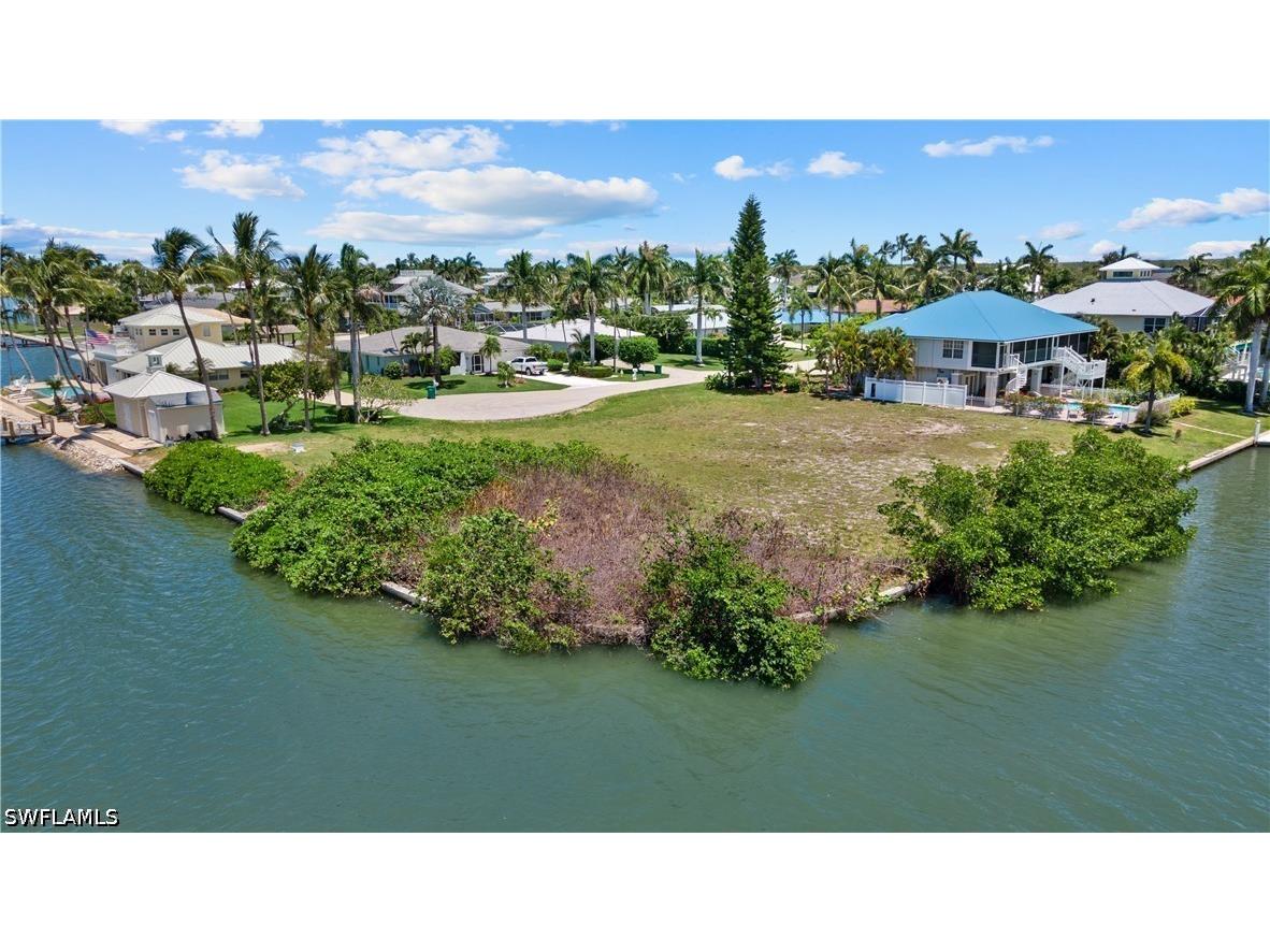 429 San Juan Avenue Naples FL 34113 226021208 image8