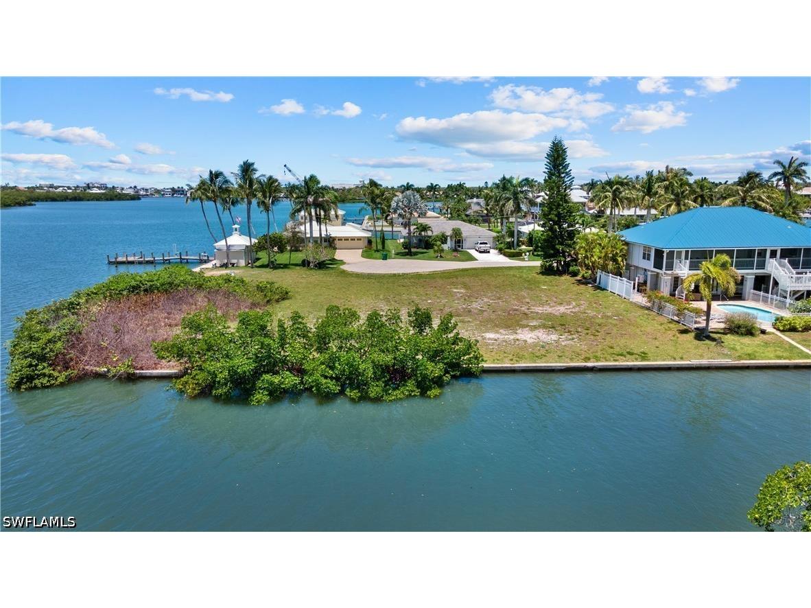 429 San Juan Avenue Naples FL 34113 226021208 image9
