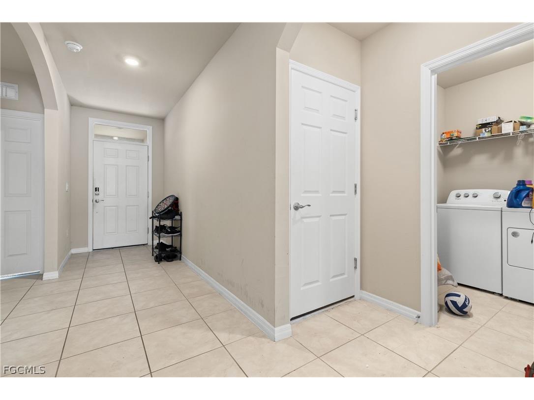 429 Tropicana Parkway W Cape Coral FL 33993 2026012011 image14