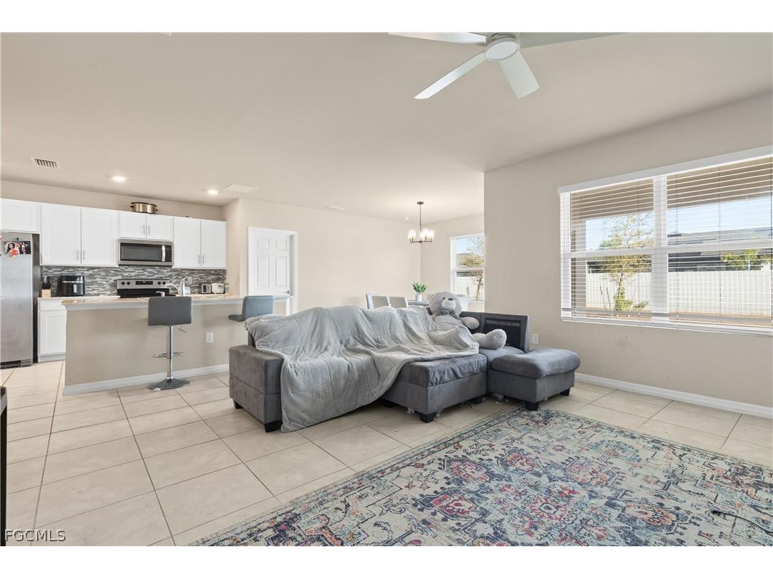 429 Tropicana Parkway W Cape Coral FL 33993 2026012011 image5