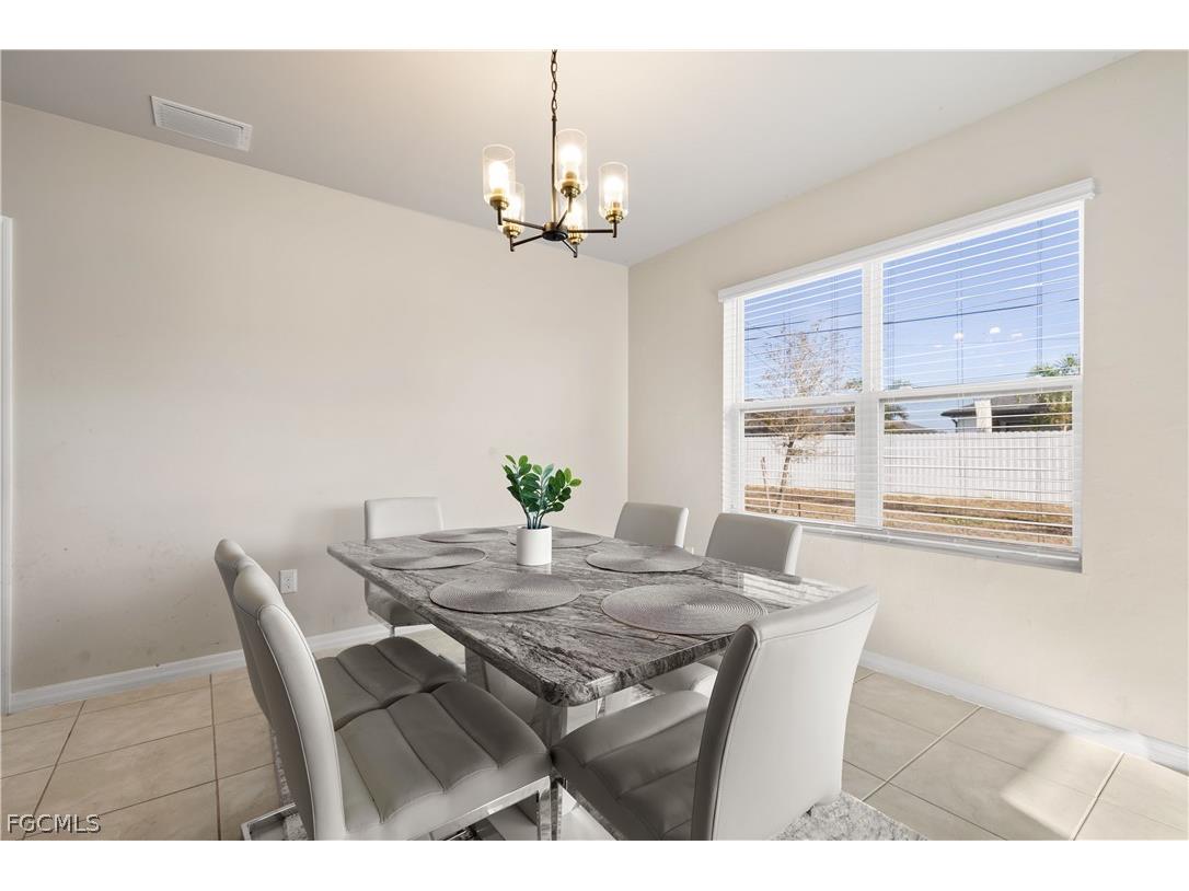 429 Tropicana Parkway W Cape Coral FL 33993 2026012011 image6