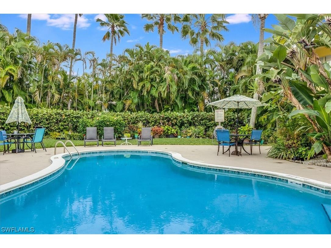 4290 Gulfstream Drive #4 Naples FL 34112 224003429 image1