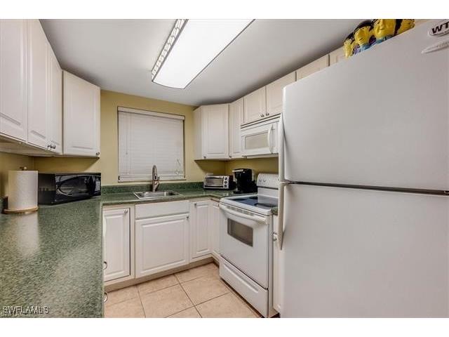 4290 Gulfstream Drive #4 Naples FL 34112 225083079 image13
