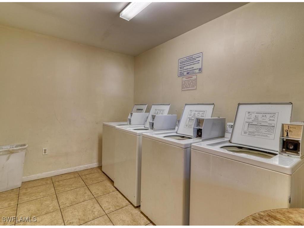 4290 Gulfstream Drive #5 Naples FL 34112 226005331 image16