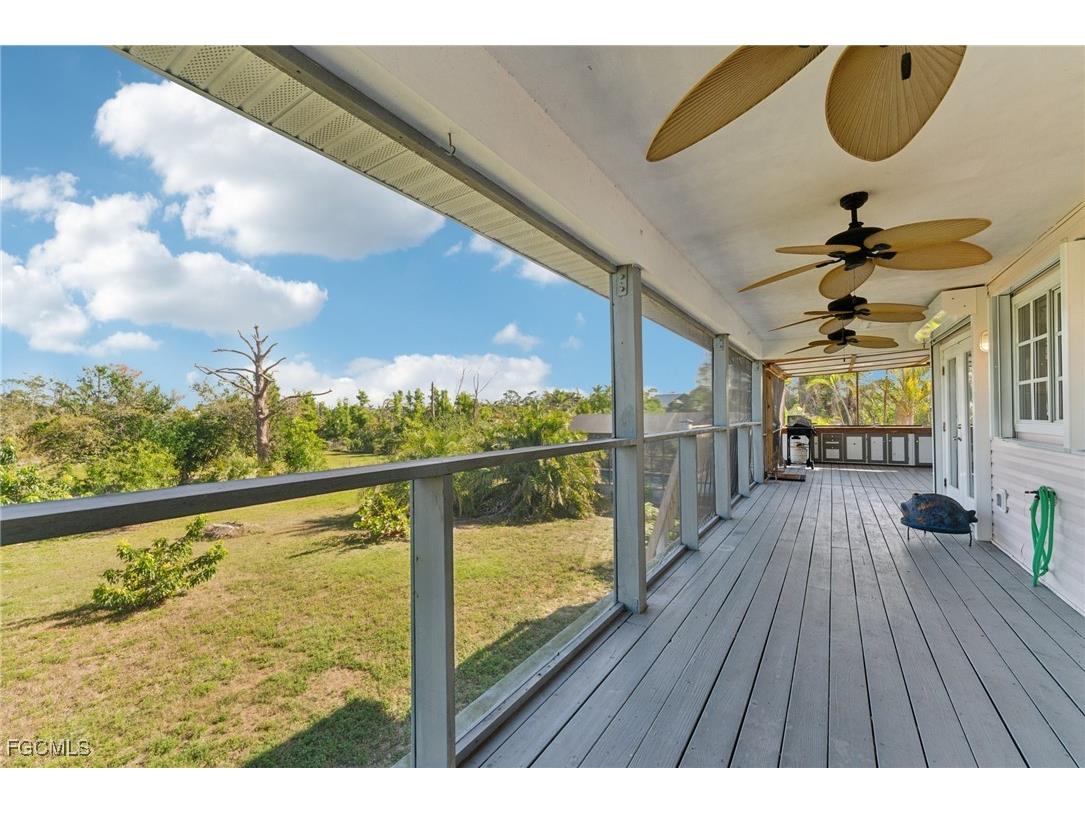 4290 Sunshine Boulevard Saint James City FL 33956 2025026370 image14