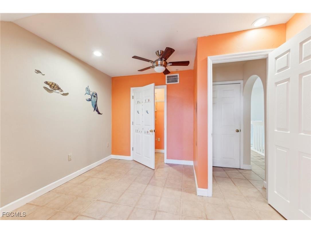 4290 Sunshine Boulevard Saint James City FL 33956 2025026370 image18