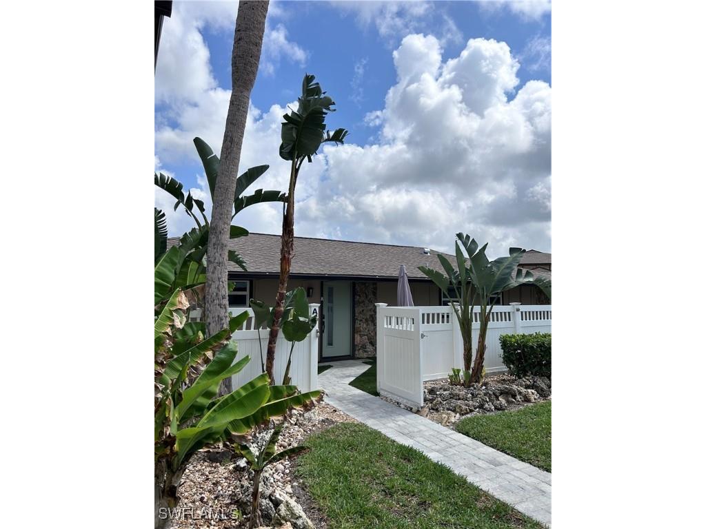 4291 Island Circle #1 Fort Myers FL 33919 224077958 image1
