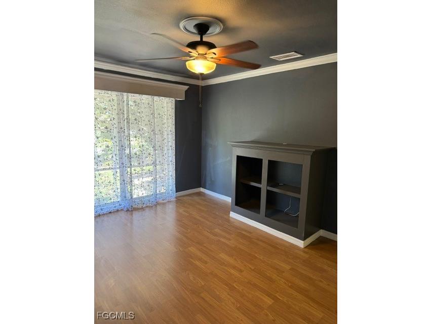 4293 Island Circle #4 Fort Myers FL 33919 2025020786 image5