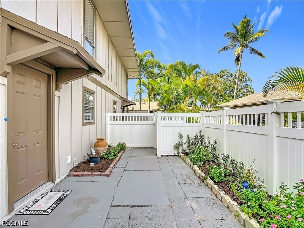 4293 Island Circle #4 Fort Myers FL 33919 2026016206 image4