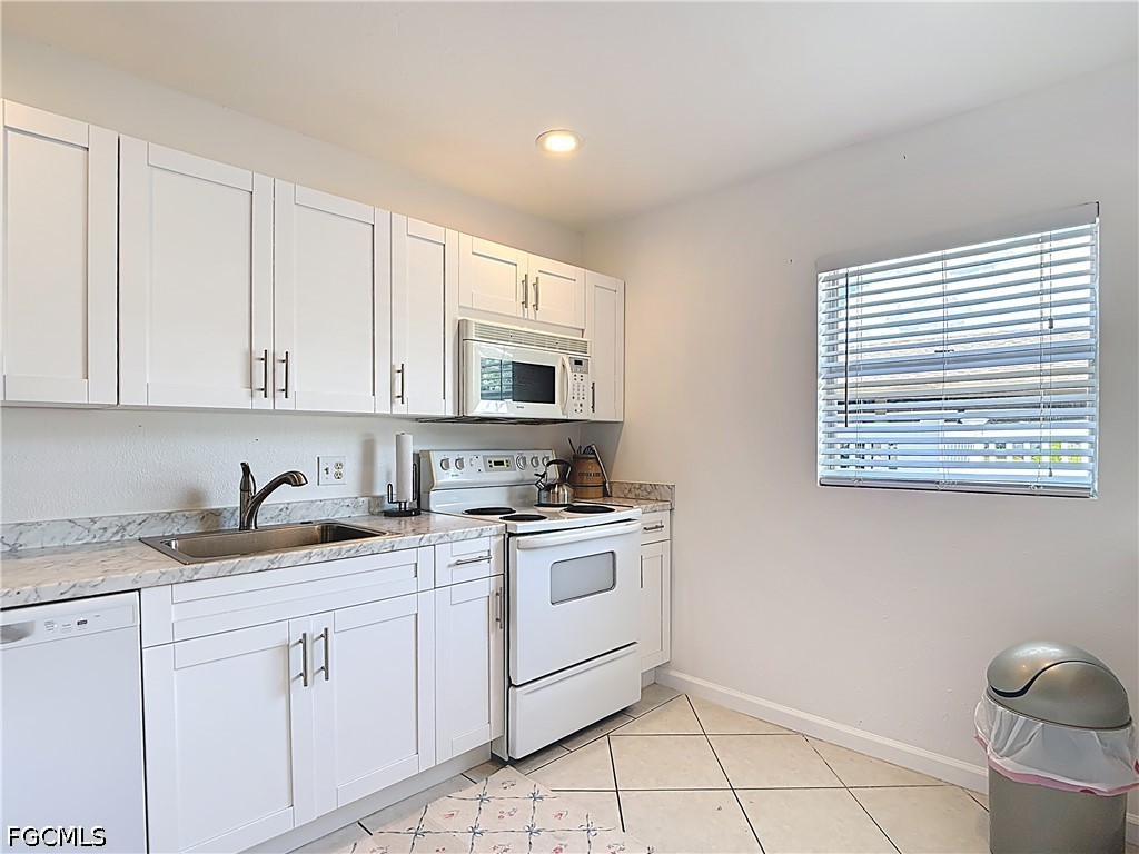 4293 Island Circle #4 Fort Myers FL 33919 2026016206 image8