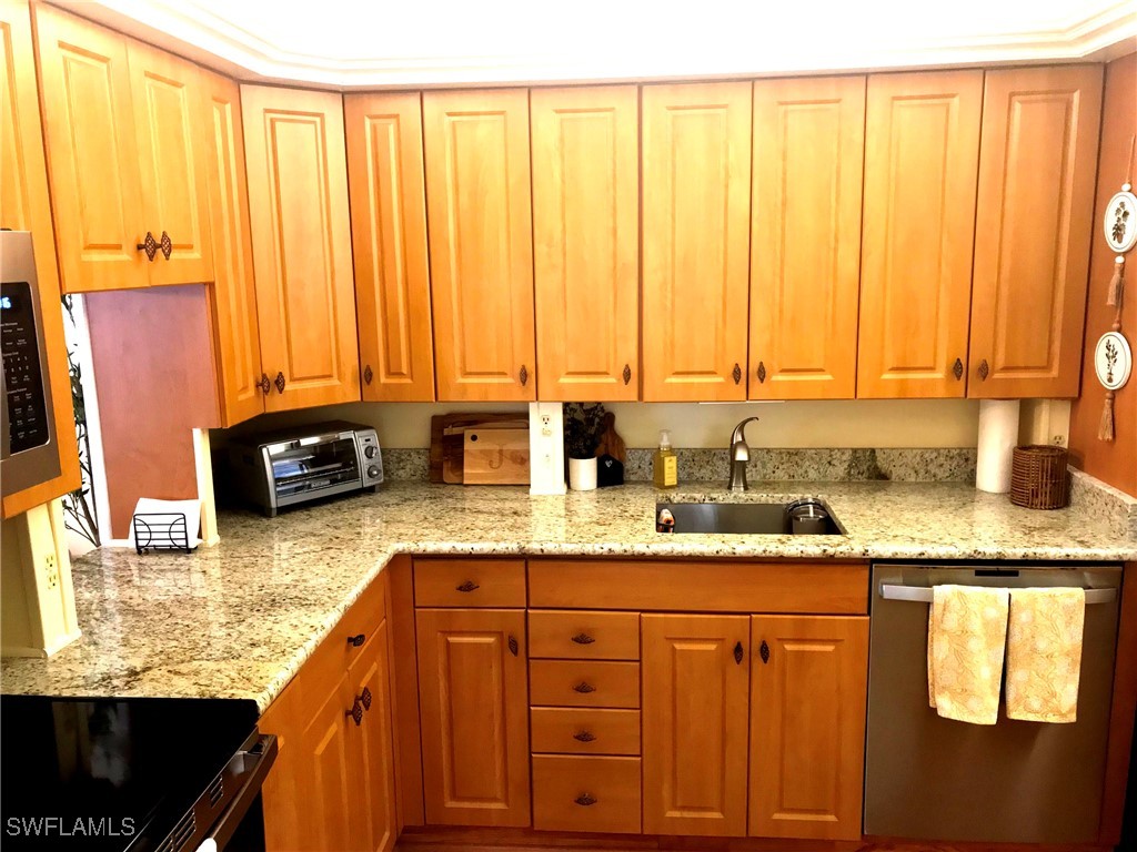 4295 Island Circle #2 Fort Myers FL 33919 225059622 image8