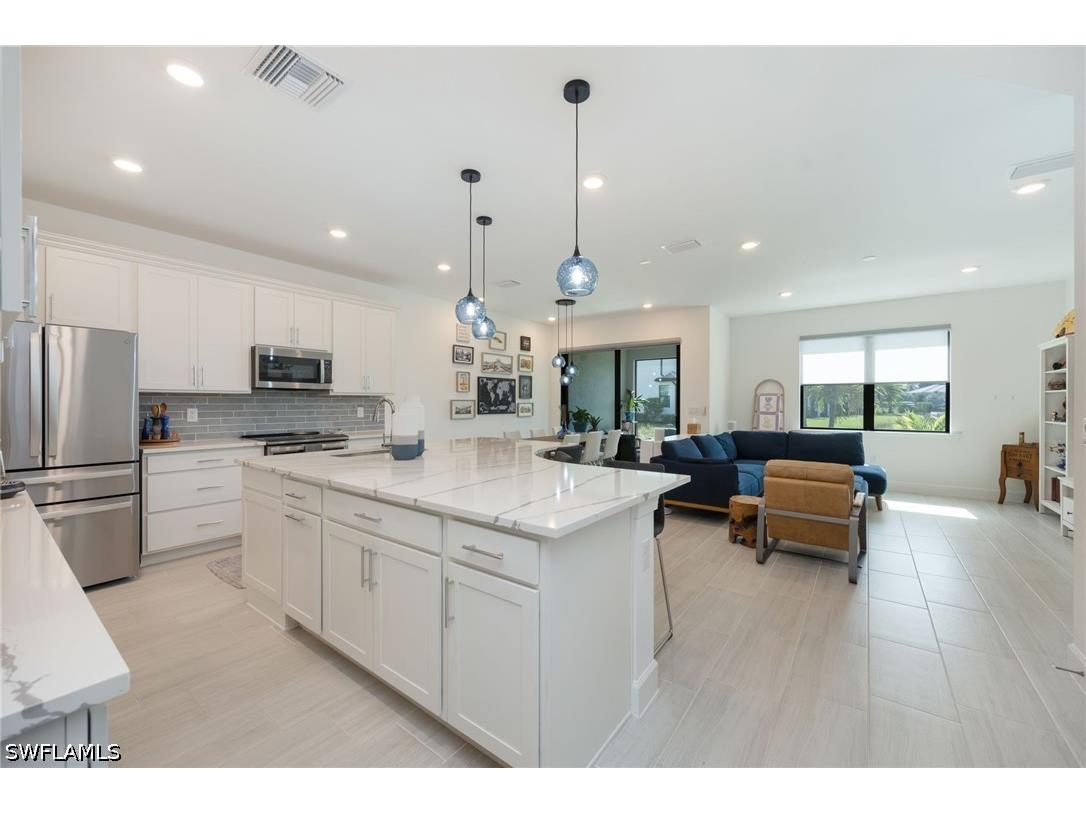 4295 Sonoma Oaks Circle Naples FL 34119 226025518 image4