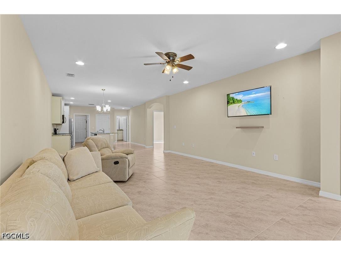 4298 Dutchess Park Road Fort Myers FL 33916 2026020295 image11