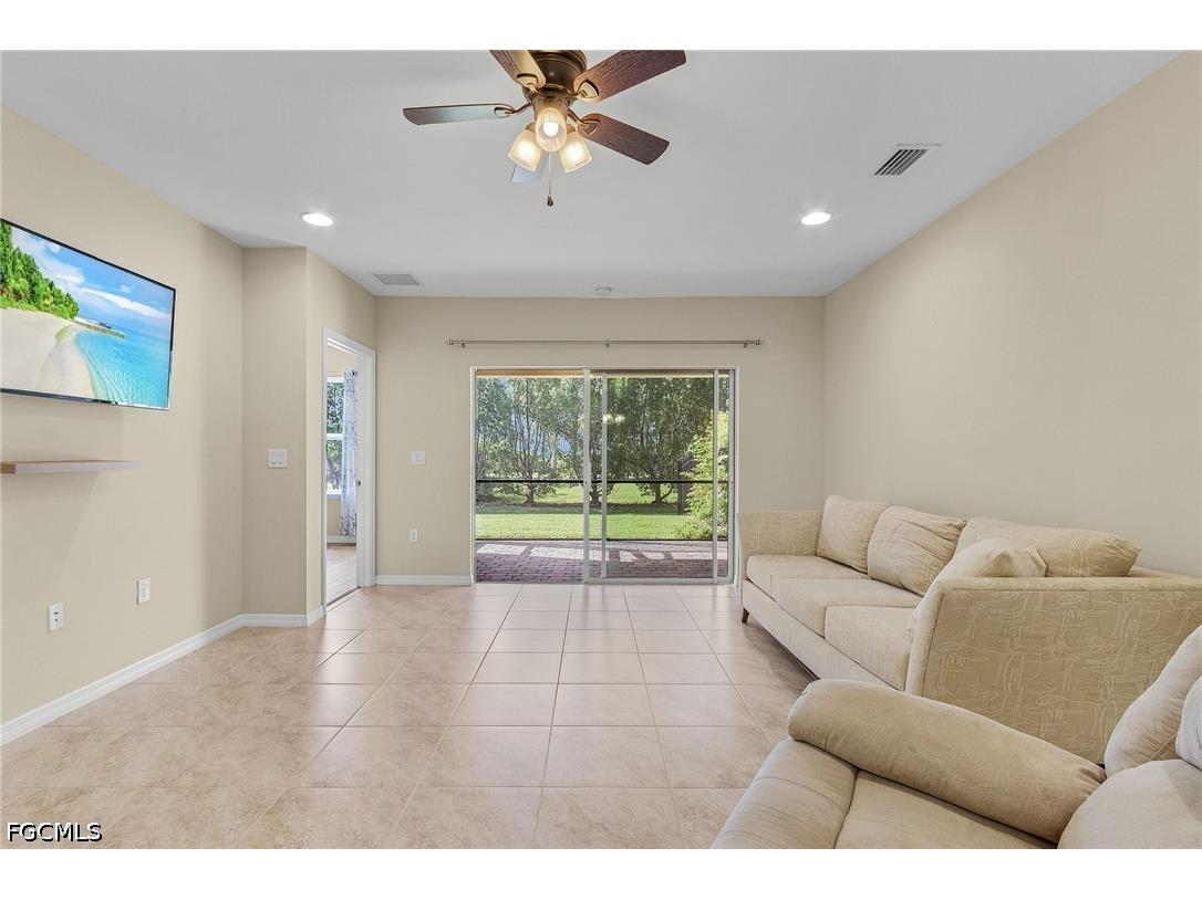 4298 Dutchess Park Road Fort Myers FL 33916 2026020295 image12
