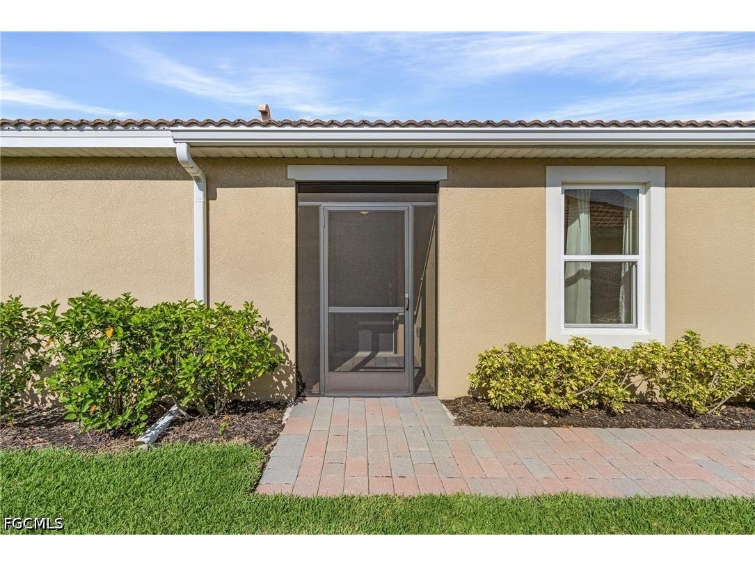 4298 Dutchess Park Road Fort Myers FL 33916 2026020295 image4