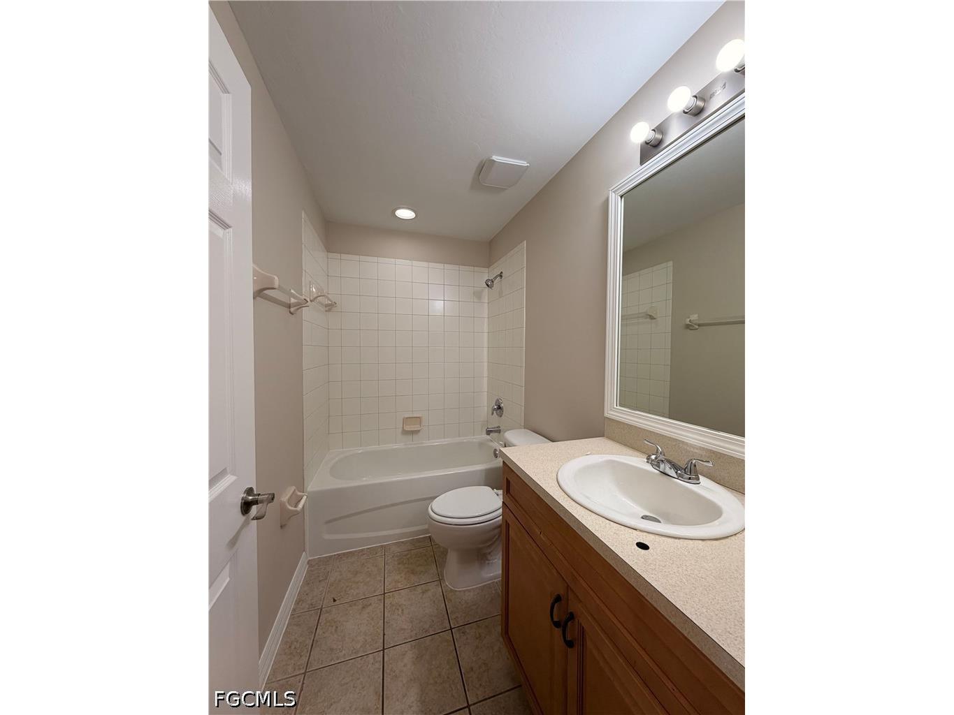 4299 Bellasol Circle #2613 Fort Myers FL 33916 2026020991 image8