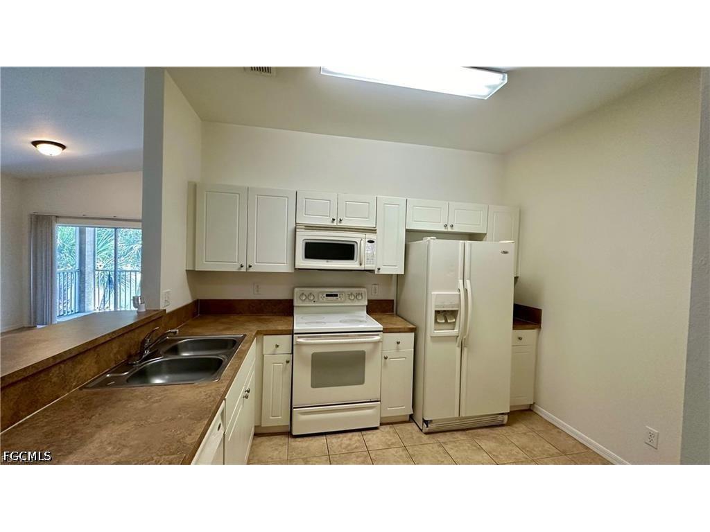 4299 Bellasol Circle #2621 Fort Myers FL 33916 2026025271 image15