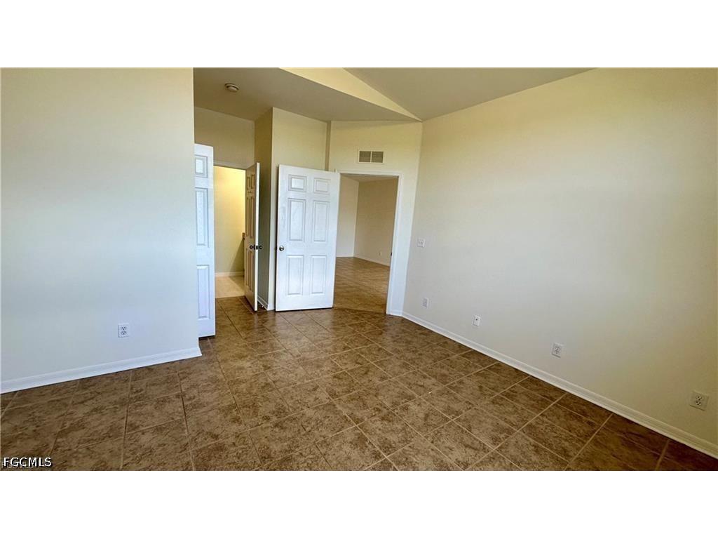 4299 Bellasol Circle #2621 Fort Myers FL 33916 2026025271 image23
