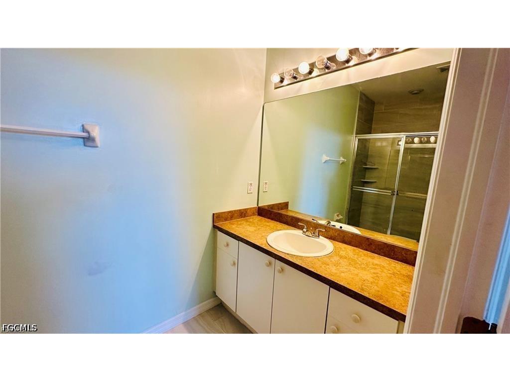 4299 Bellasol Circle #2621 Fort Myers FL 33916 2026025271 image25