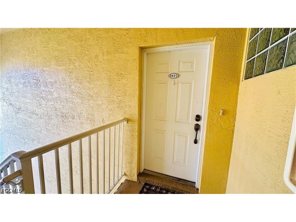 4299 Bellasol Circle #2621 Fort Myers FL 33916 2026025271 image4