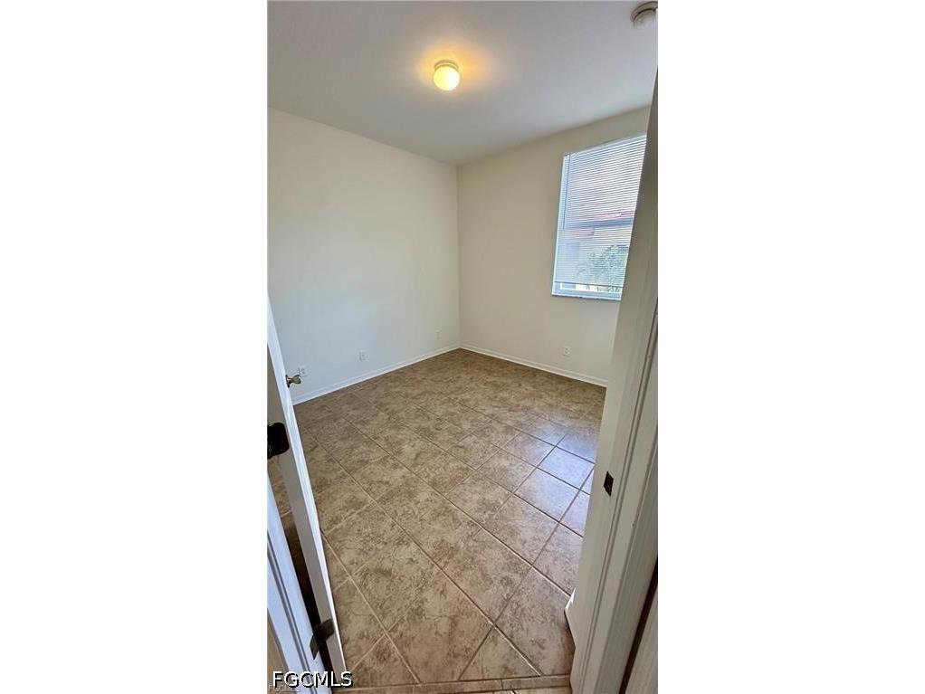 4299 Bellasol Circle #2621 Fort Myers FL 33916 2026025271 image8