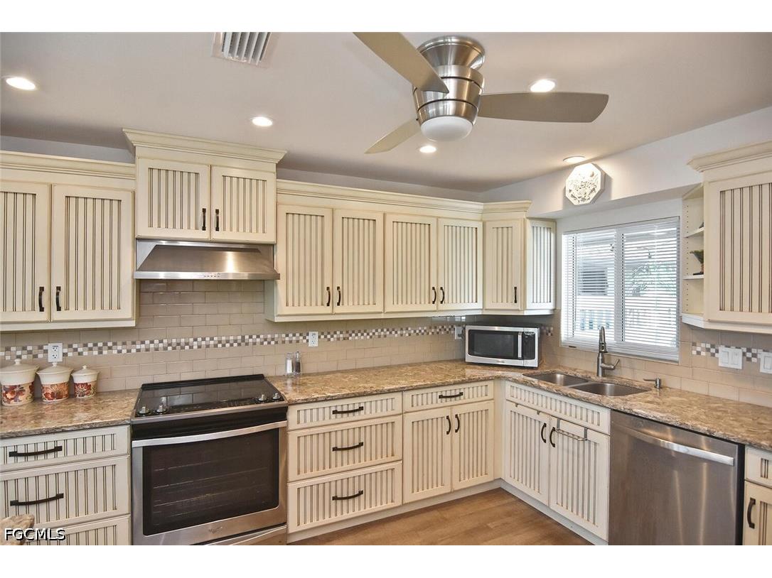 4299 Island Circle #4 Fort Myers FL 33919 2026005149 image24