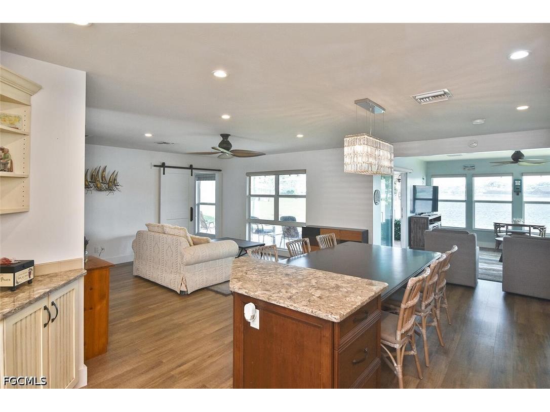 4299 Island Circle #4 Fort Myers FL 33919 2026005149 image25