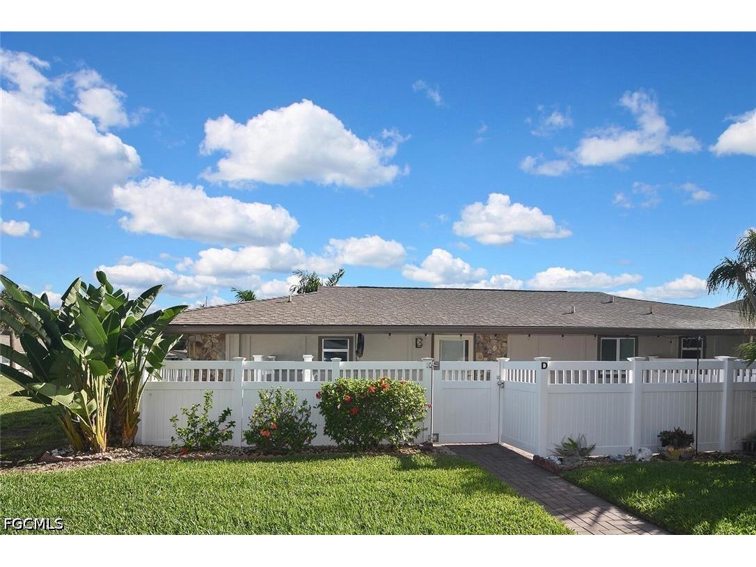 4299 Island Circle #4 Fort Myers FL 33919 2026005149 image3