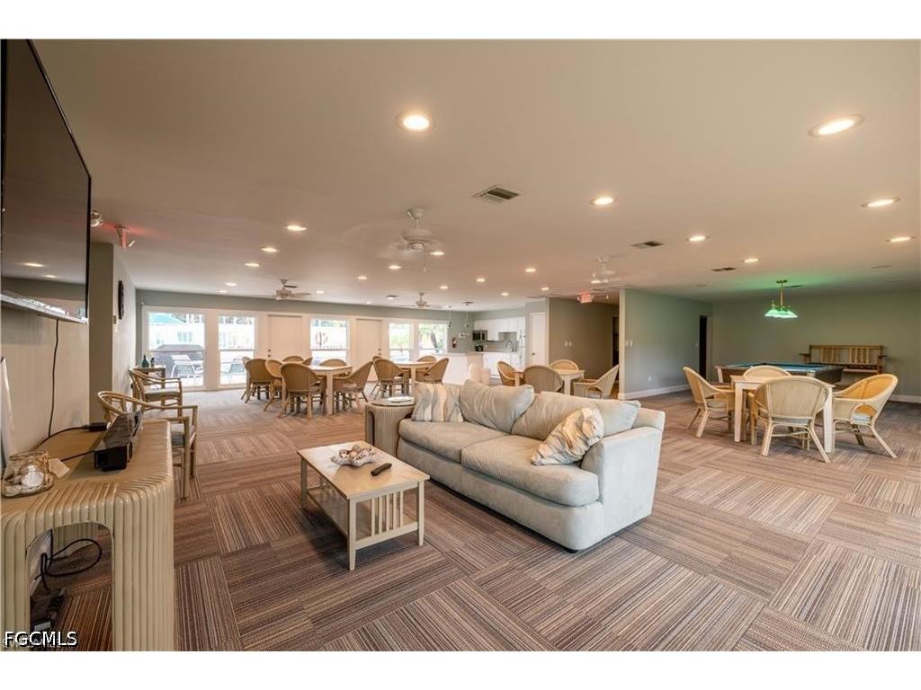 4299 Island Circle #4 Fort Myers FL 33919 2026005149 image48