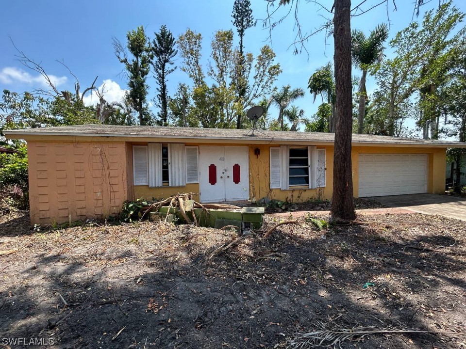 43 Lake Street North Fort Myers FL 33903 223032713 image1