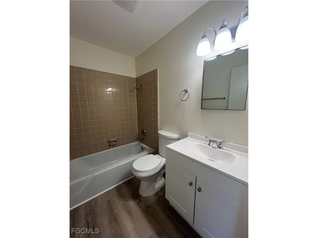 43 Tangelo Court Lehigh Acres FL 33936 2025022938 image7