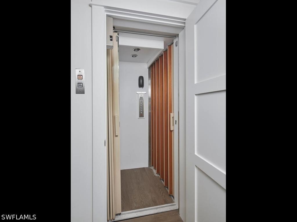 430 10th Avenue S #305 Naples FL 34102 226016060 image24