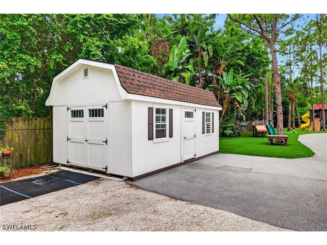430 29th Street NW Naples FL 34120 226021869 image44