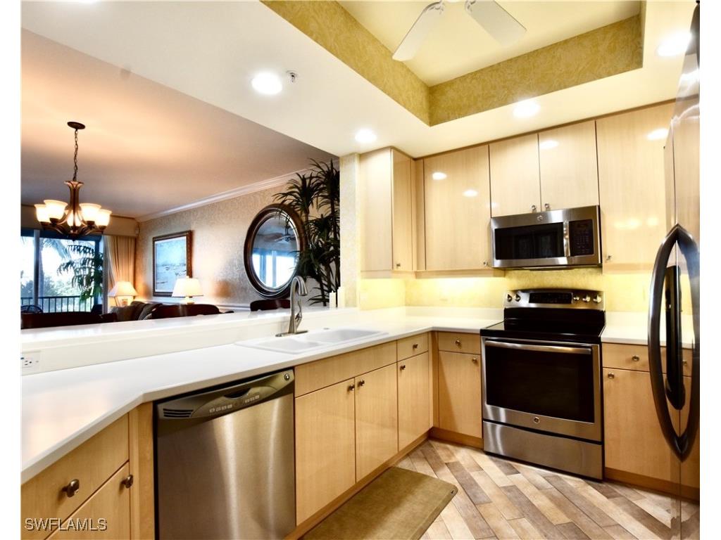 430 Cove Tower Drive #302 Naples FL 34110 225059112 image29