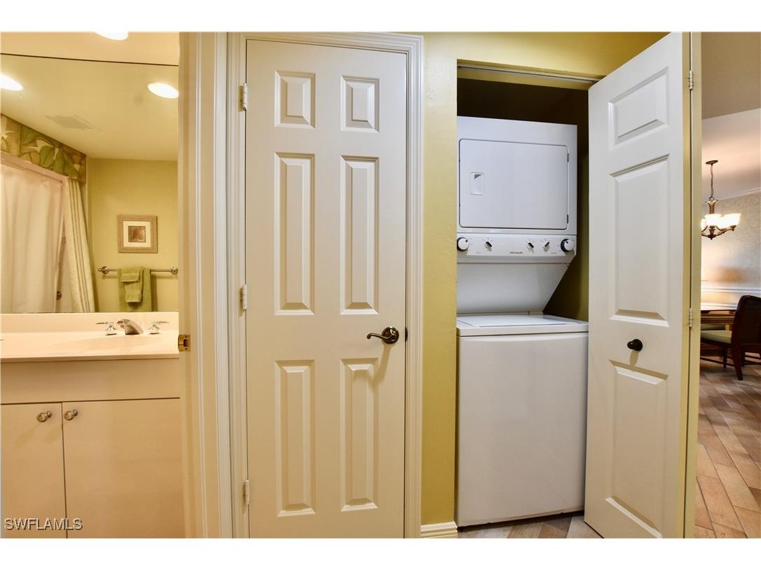 430 Cove Tower Drive #302 Naples FL 34110 225059112 image30