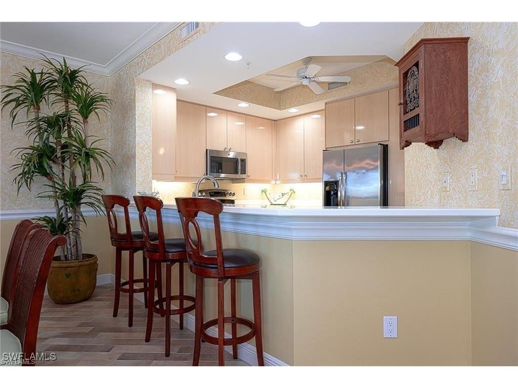 430 Cove Tower Drive #302 Naples FL 34110 225059112 image6