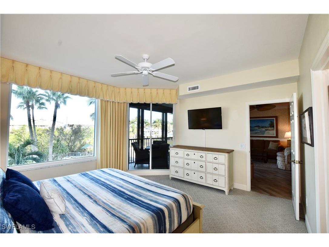 430 Cove Tower Drive #302 Naples FL 34110 225059112 image9