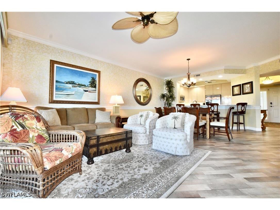 430 Cove Tower Drive #302 Naples FL 34110 226024357 image3