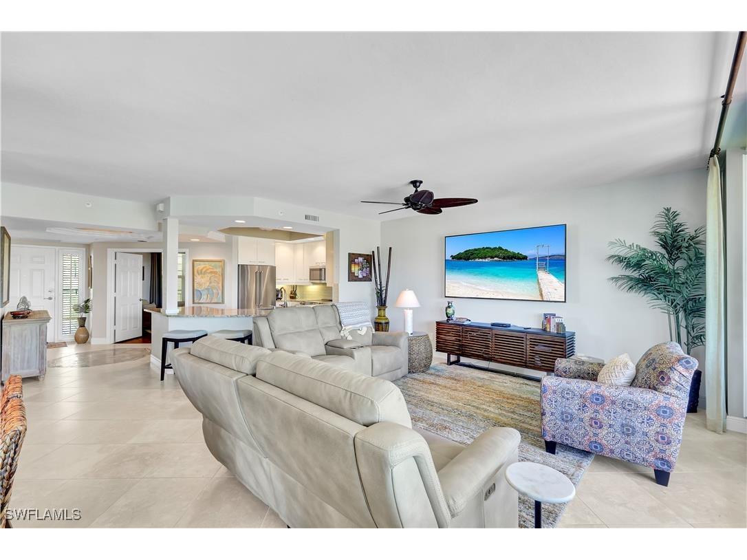 430 Cove Tower Drive #403 Naples FL 34110 225069429 image5