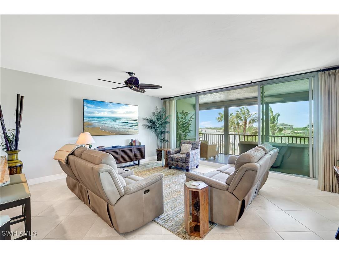 430 Cove Tower Drive #403 Naples FL 34110 225069429 image6