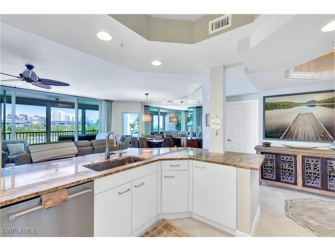 430 Cove Tower Drive #403 Naples FL 34110 225069429 image8