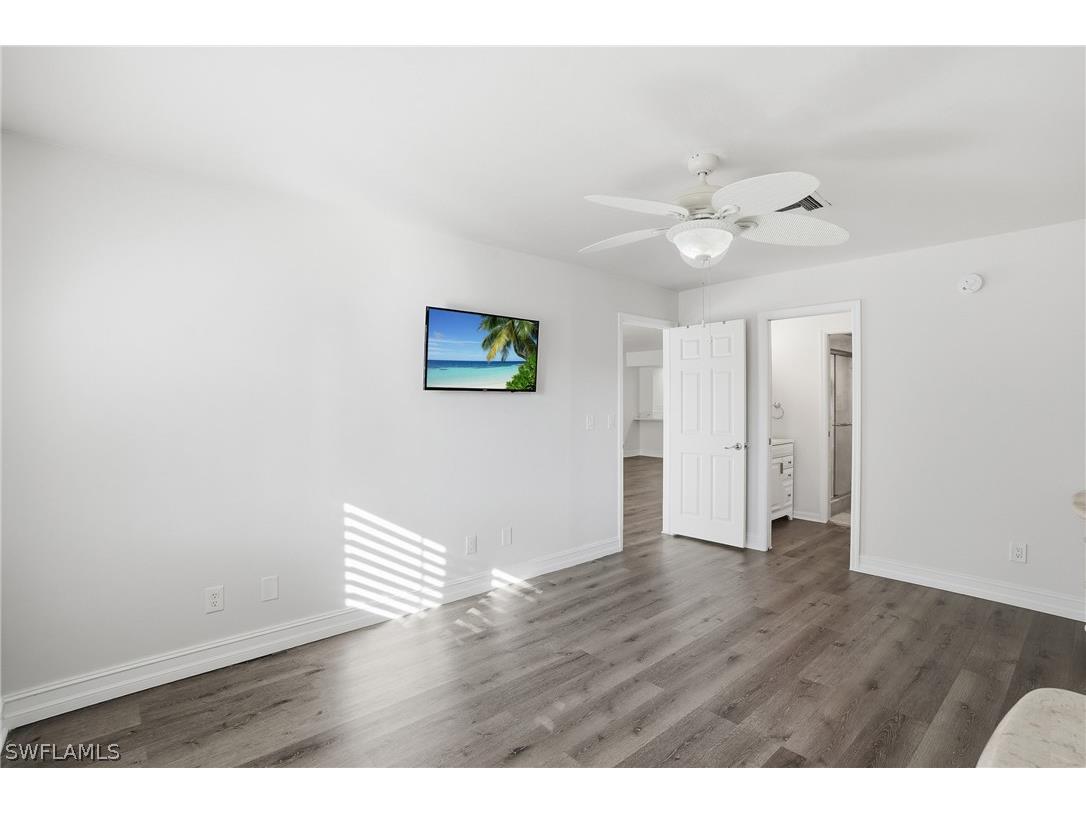 430 Meadowlark Lane #430B Naples FL 34105 226007776 image13