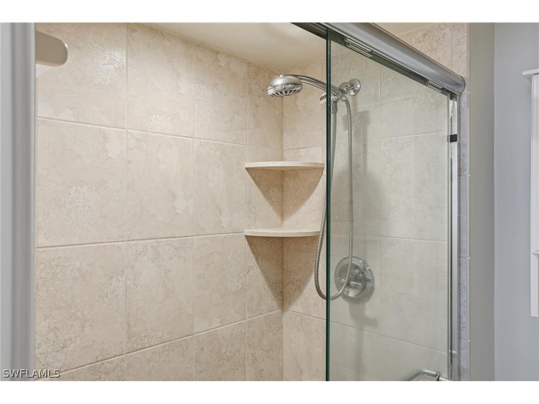 430 Meadowlark Lane #430B Naples FL 34105 226007776 image16