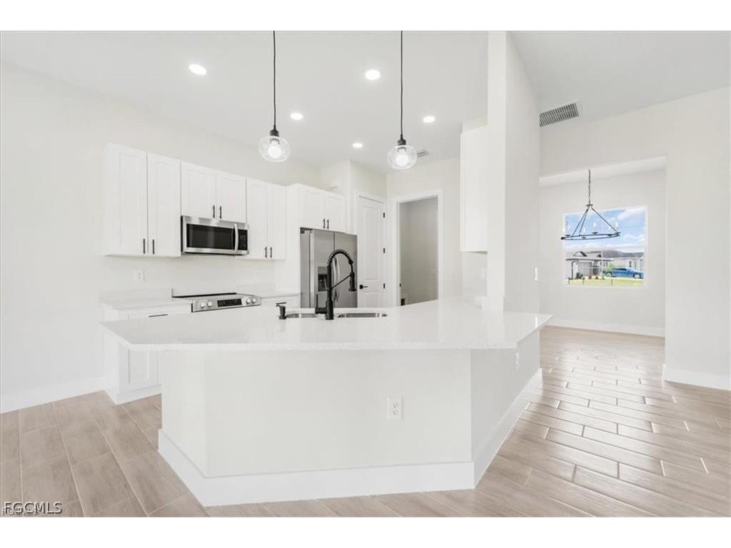 430 Mercedes Court Lehigh Acres FL 33972 2026007831 image19