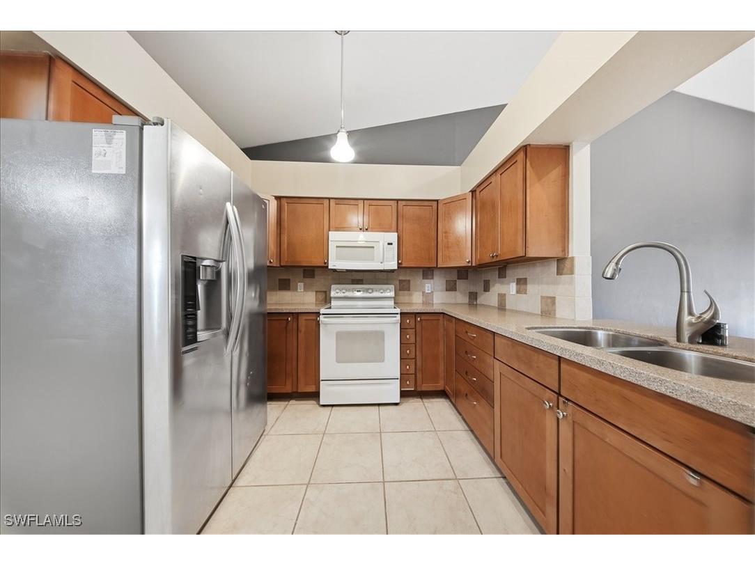430 Saint Andrews Boulevard #6 Naples FL 34113 226003180 image7