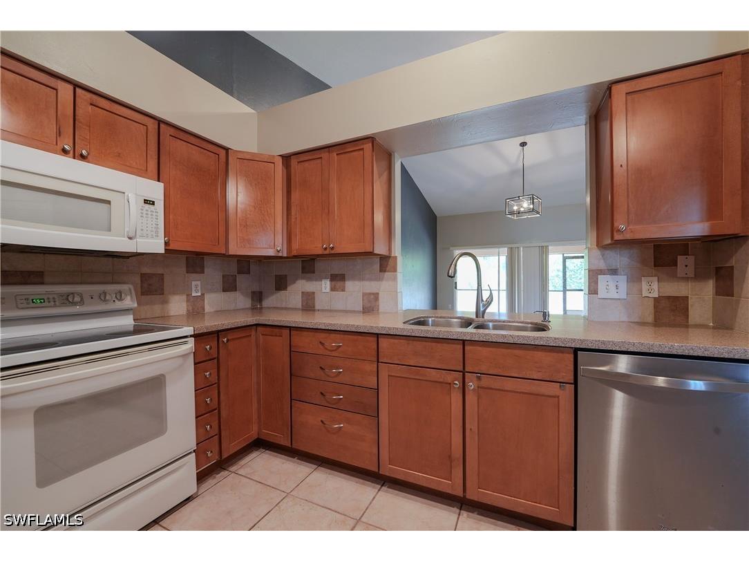 430 Saint Andrews Boulevard #6 Naples FL 34113 226021341 image19