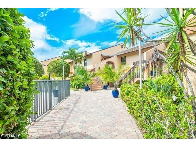 4300 Belair Lane #1 Naples FL 34103 226012836 image16