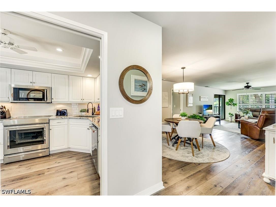4300 Belair Lane #12 Naples FL 34103 226018167 image2