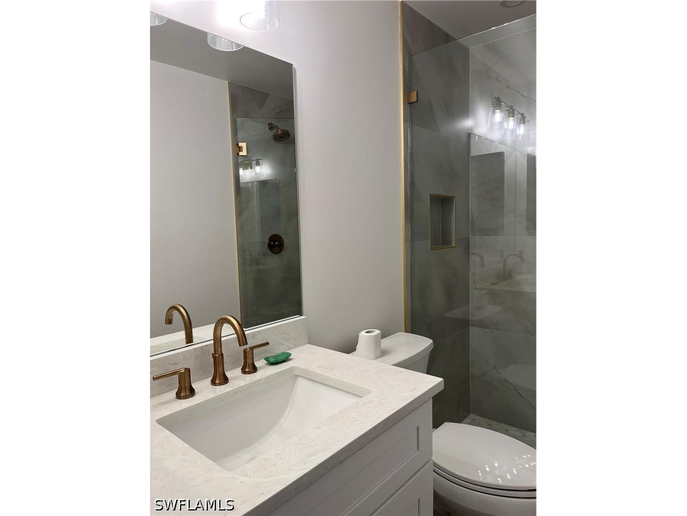 4300 Belair Lane #9 Naples FL 34103 226022272 image12
