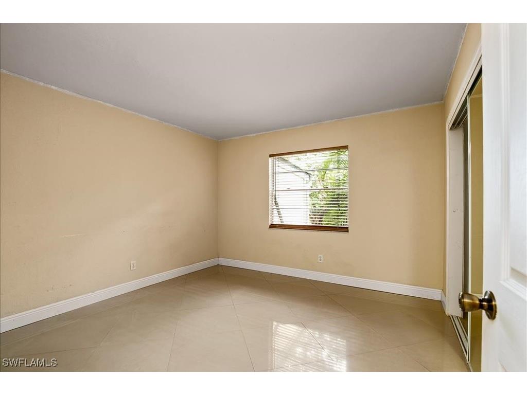 4300 Gulfstream Drive #1B Naples FL 34112 225076961 image11